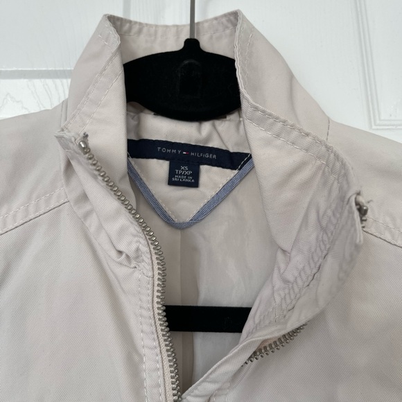 Brand: Tommy Hilfiger Size: XS Color: Off White. Excellent condition! - Picture 1 of 3